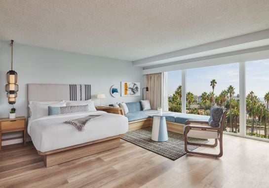 Park View Suite 1