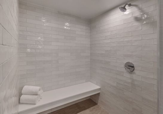 Park View Suite 5